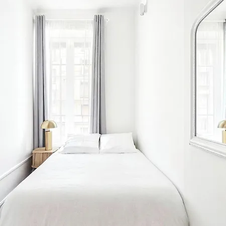 Spacious & Bright - 6 Sleeping Places Just Steps Away From Charpennes *